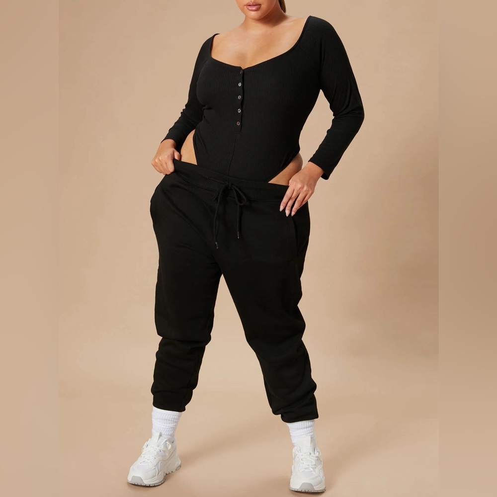 Hazel Ribbed Henley Bodysuit - Picture 3 of 8